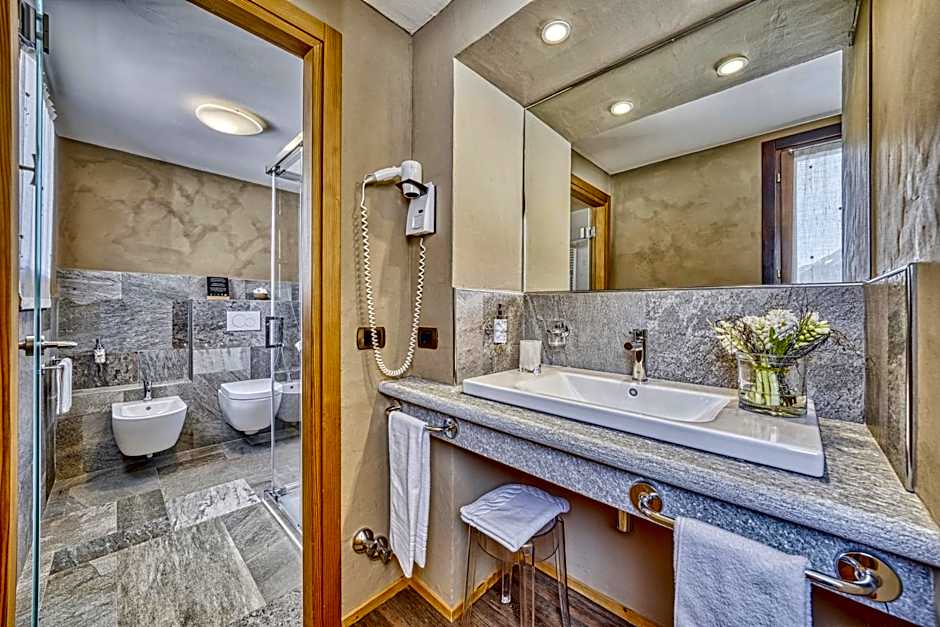 Hotel Sant'Orso - Mountain Lodge & Spa