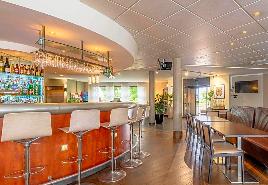 B&B HOTEL Calais Terminal Cité Europe 4 étoiles
