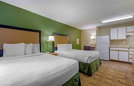Studio with 2 Double Beds - Non-Smoking