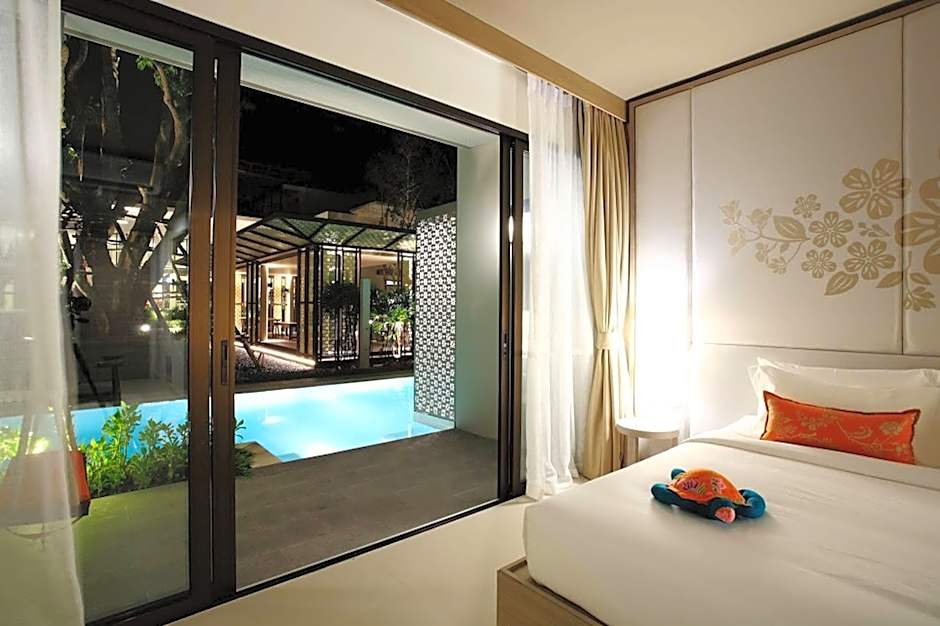 Proud Phuket Hotel (SHA Plus)