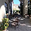 Villa La Dogana B&B di Charme - Historic Villa with a beautiful garden - private parking