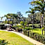 Surfside Buddina Beachfront 3bed Apt - Direct Beach Access