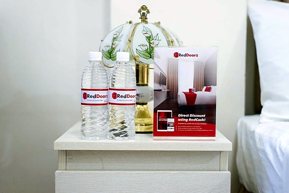 RedDoorz Plus @ Poblacion District Davao