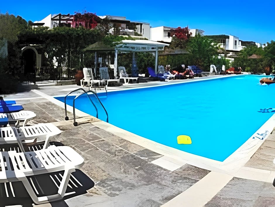 Rivari Santorini Hotel