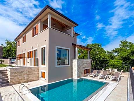 Villa Skarline Comfortable holiday residence