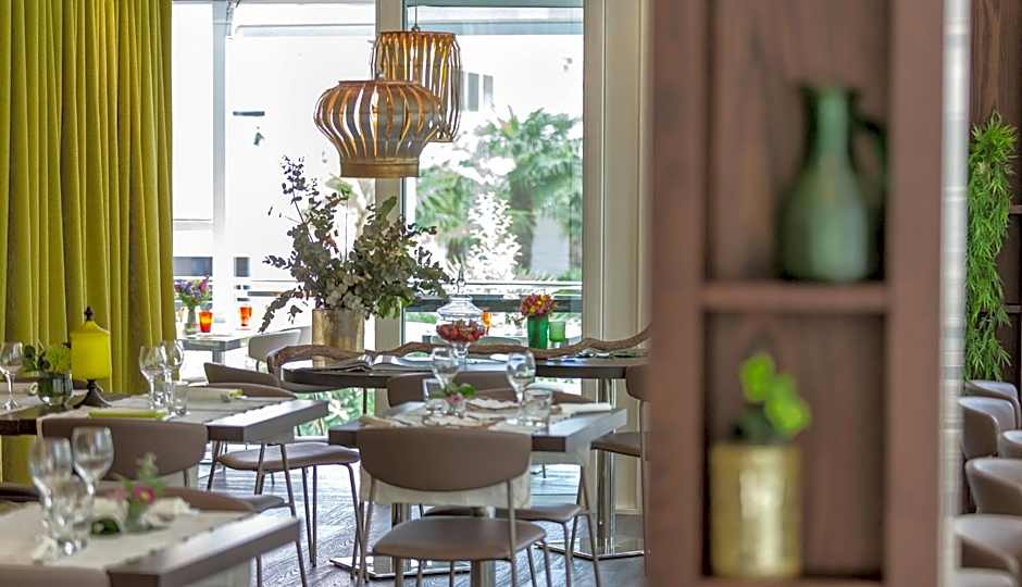 Hotel Dory