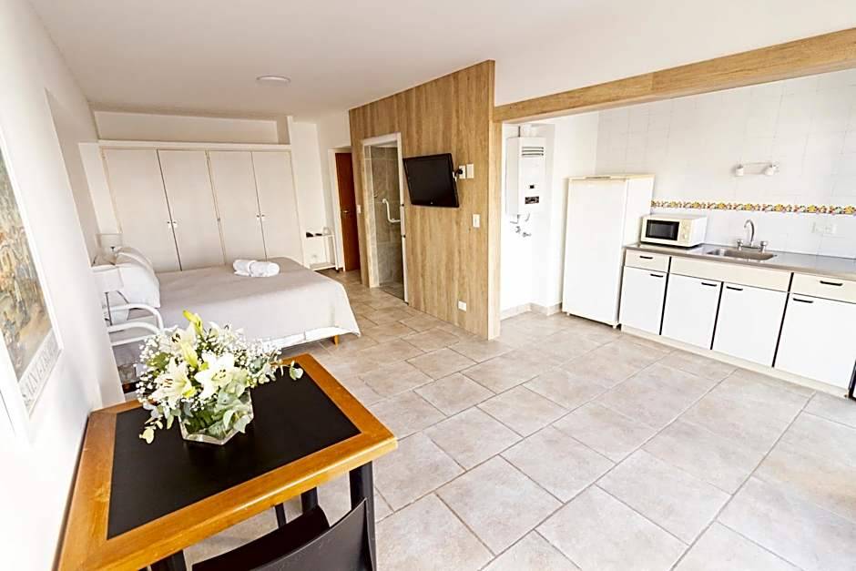 Bristol Apart Hotel