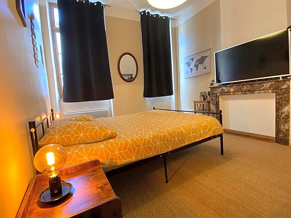 Rooftop Face à la Cité 'RFC'