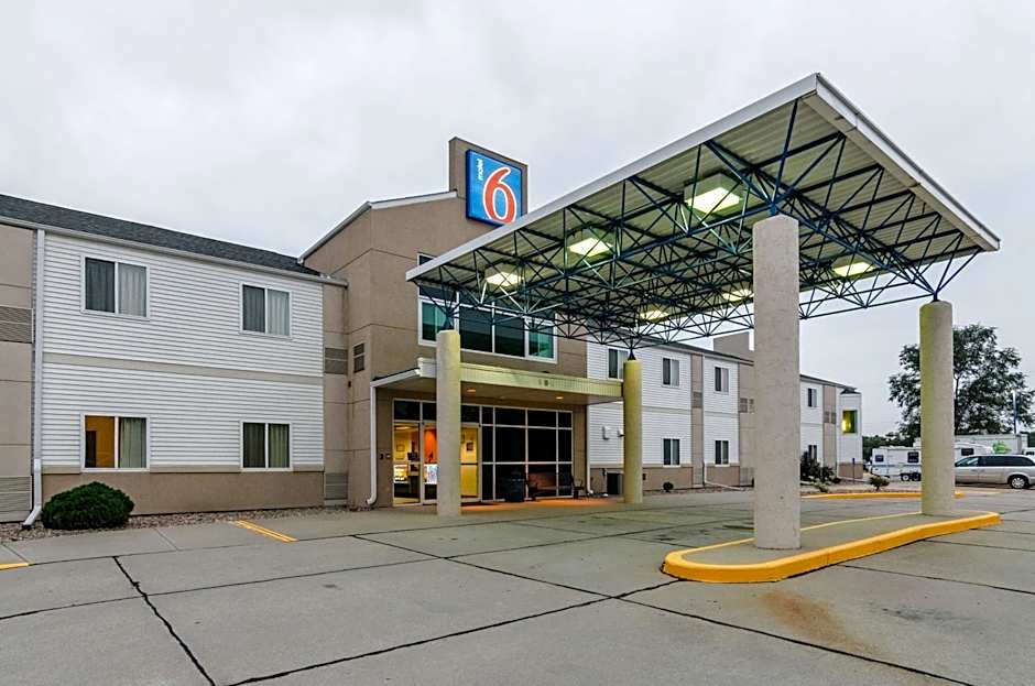 Motel 6-Kearney, NE
