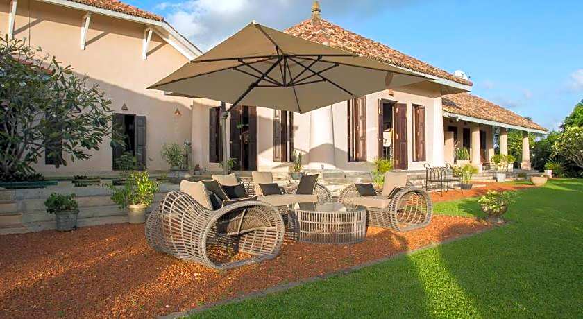 Villa Mayurana by Edwards Collection