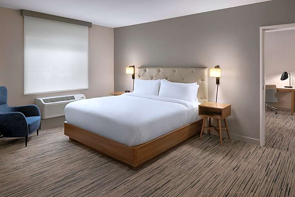 Four Points By Sheraton Downtown Seattle Center