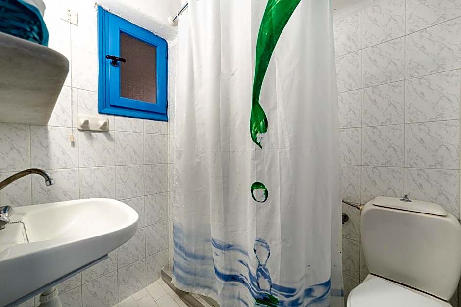 Stratos Apartments & Studios