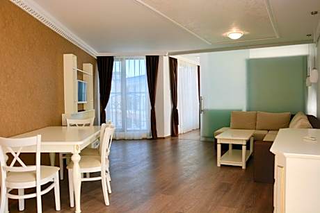 Park View One Bedroom Suite