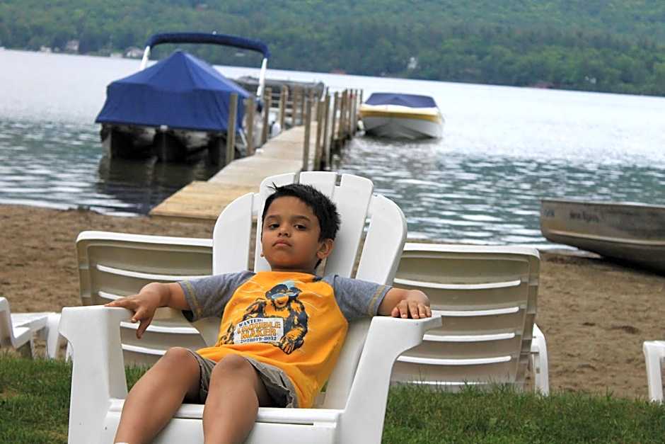 The Sundowner on Lake George