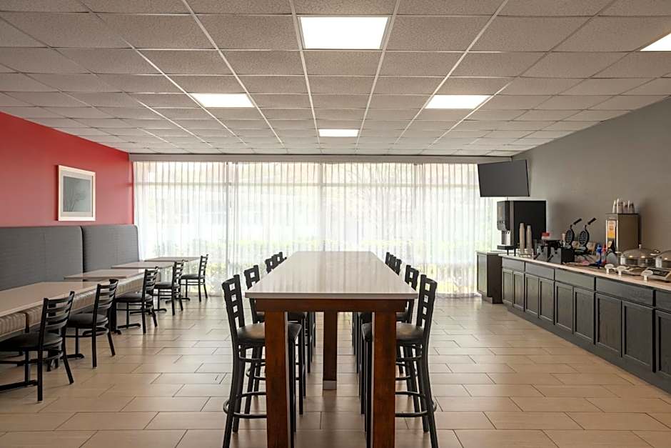 Ramada by Wyndham Cocoa