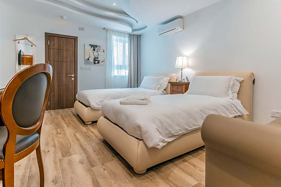 Palazzo Violetta Boutique