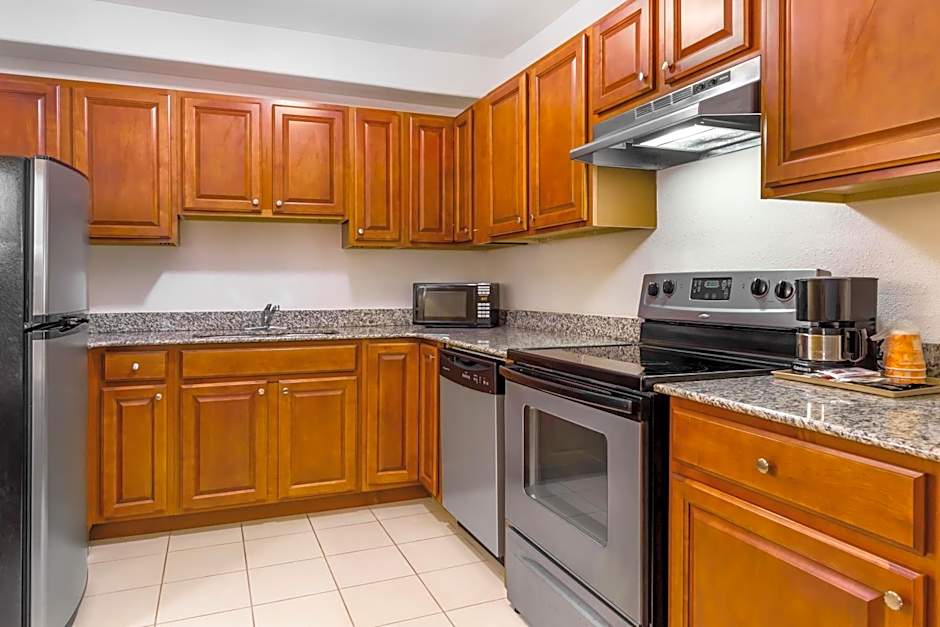 Comfort Inn & Suites Chesapeake