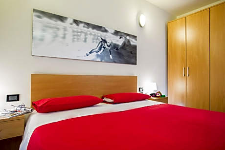 Two-Bedroom Apartment (4 Adults + 2 Children)