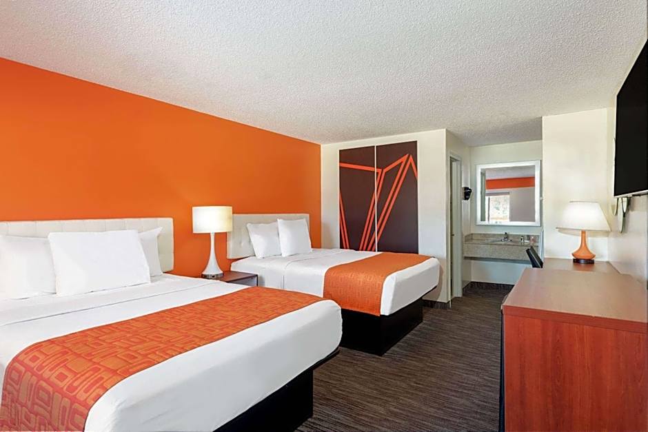 Howard Johnson by Wyndham Vero Beach/I-95