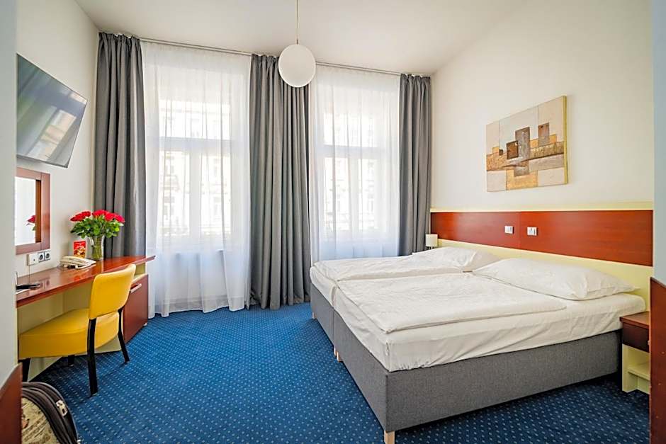 Hotel Atos