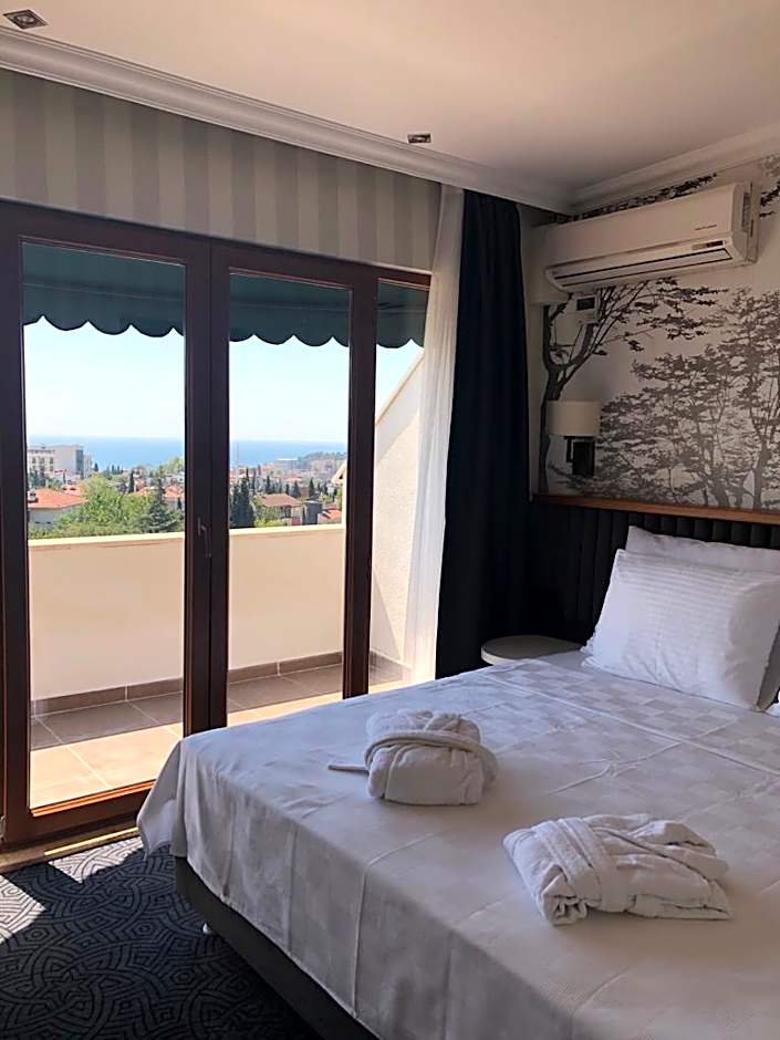 Double Royal Hotel Darica