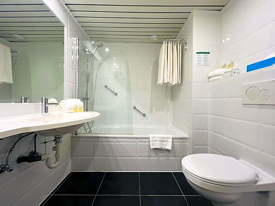 Bedford Hotel & Congress Centre