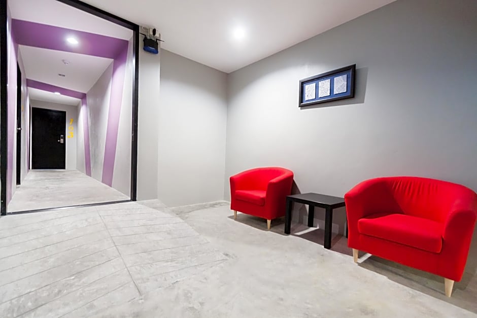 Behind The Scene Hotel Club @ Samui