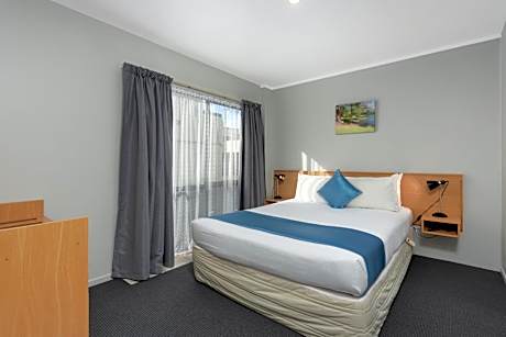 One-Bedroom Apartment with Spa Bath