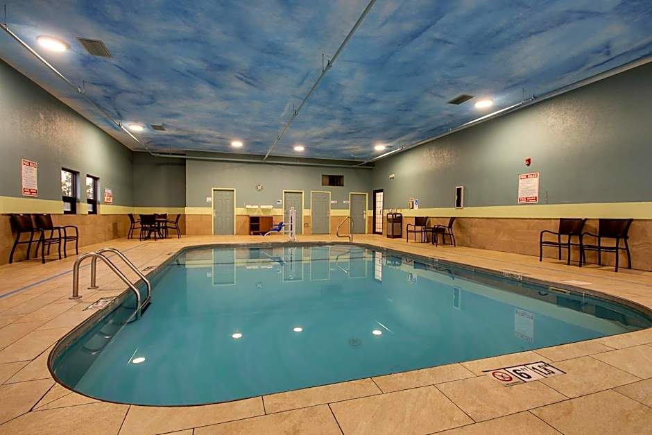 Holiday Inn Express Hotel & Suites Lebanon By IHG