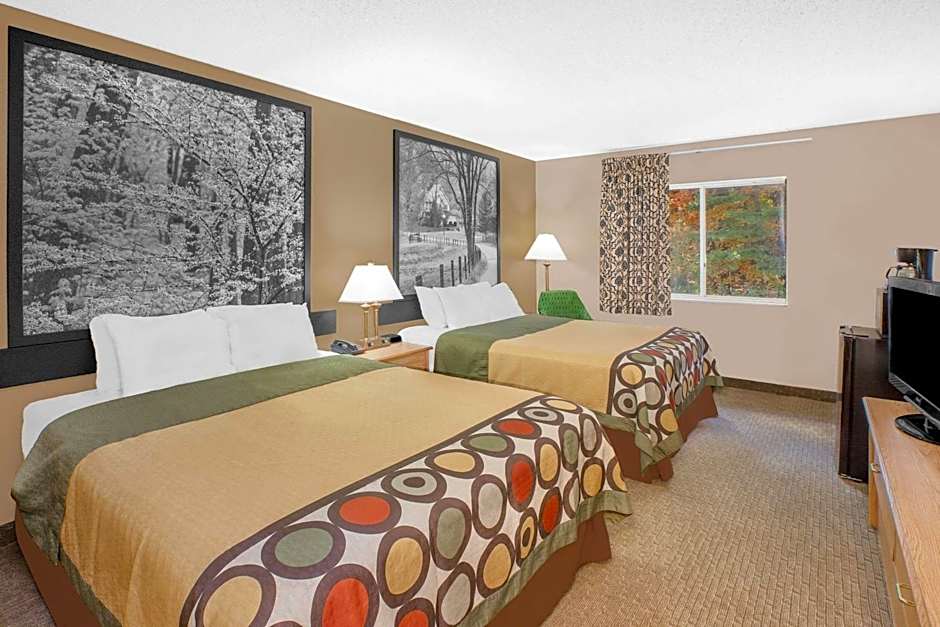 Super 8 by Wyndham Seville