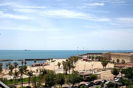 Deluxe Double Room with Balcony and Sea View