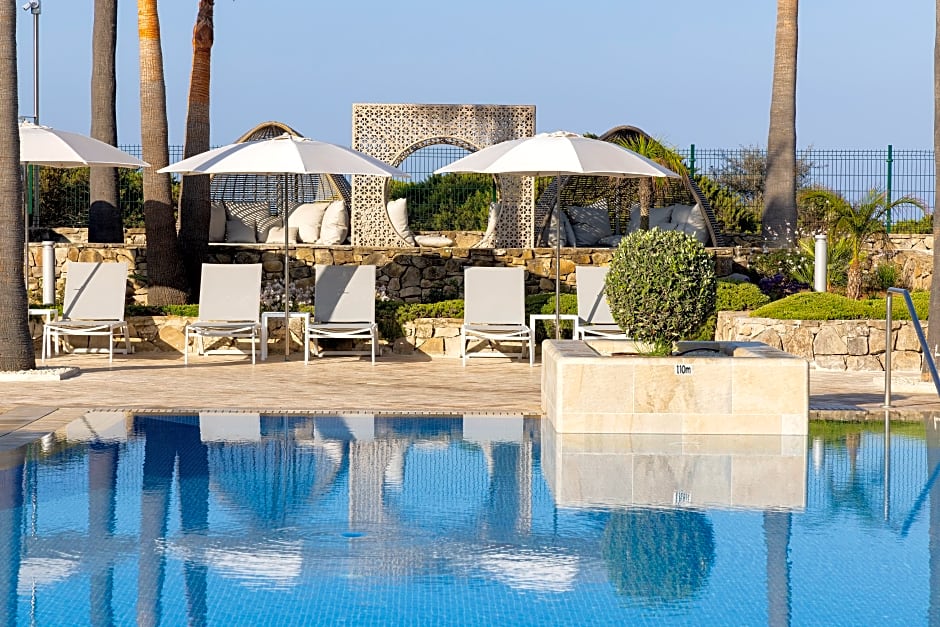 Hipotels Barrosa Palace