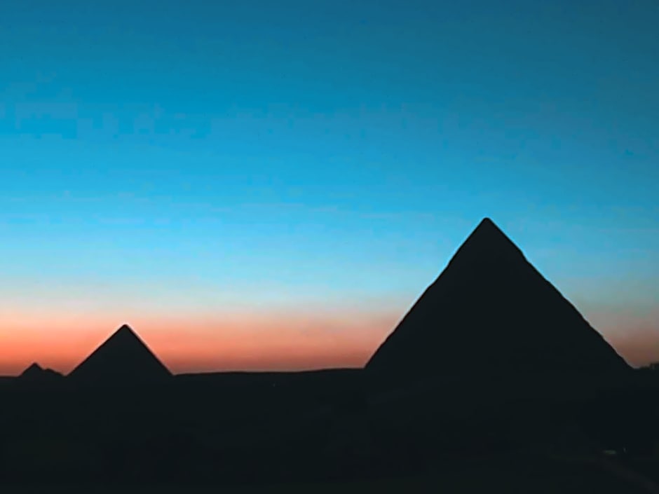 Pyramids Top Inn