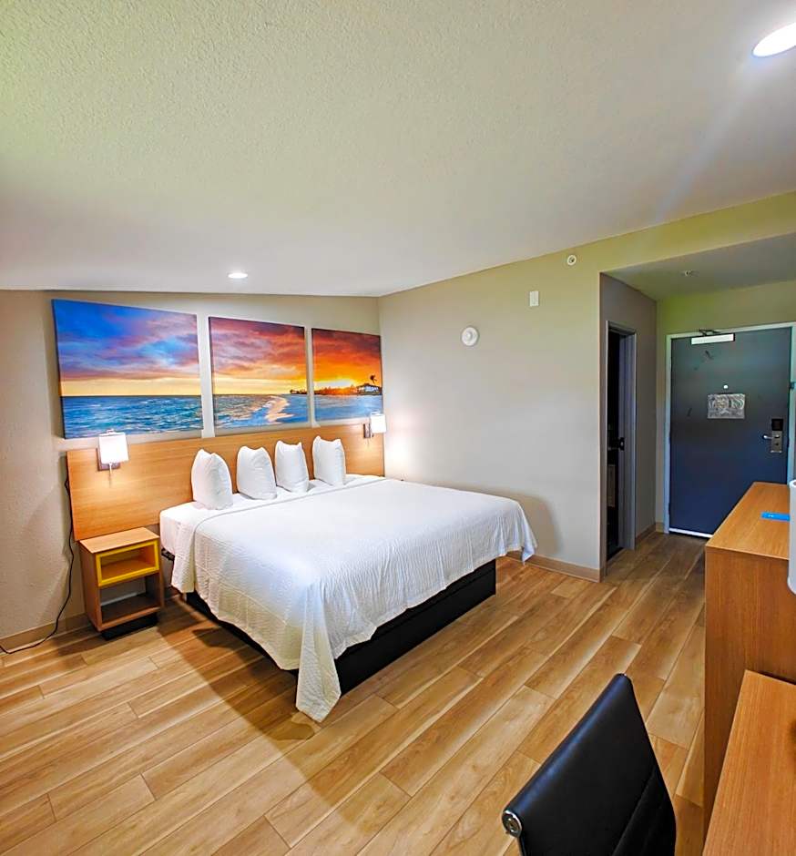 Days Inn by Wyndham Ocala North