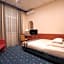 SkyHotelGwarna