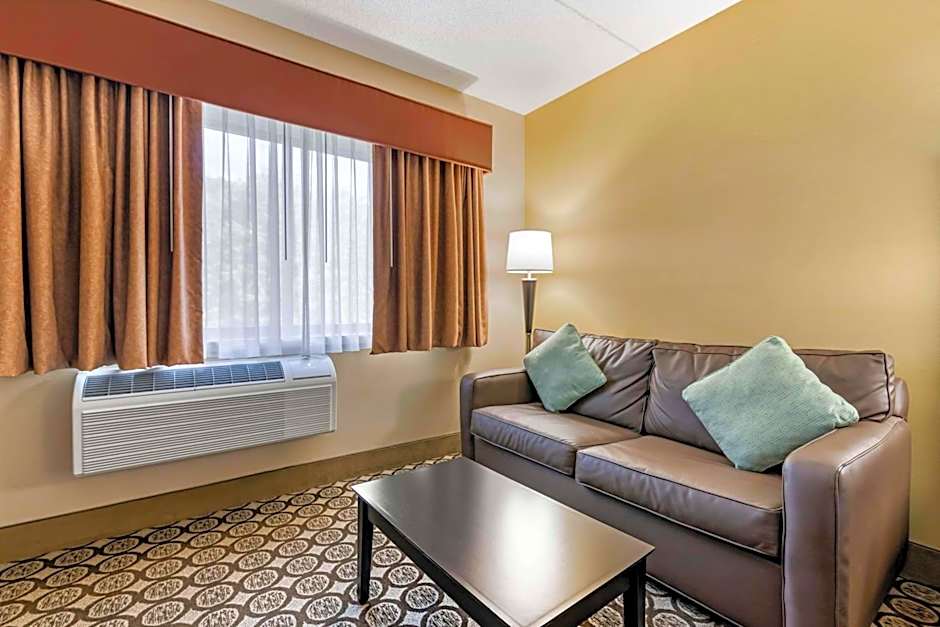 Best Western Plus Inntowner Madison