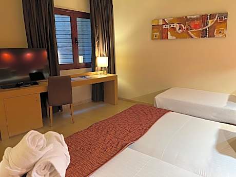 Interior Comfort Triple Room