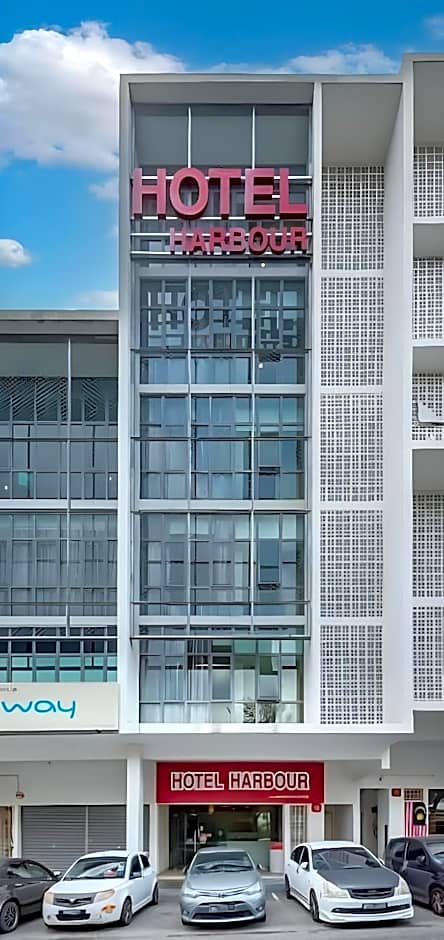 Swing & Pillows @ PJ21 Petaling Jaya