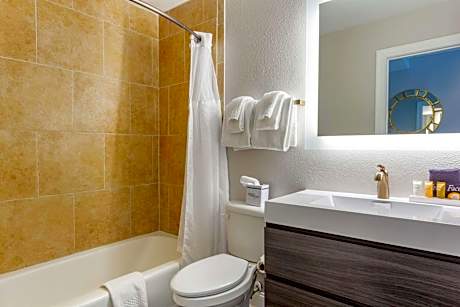 Superior King Room - Non Smoking