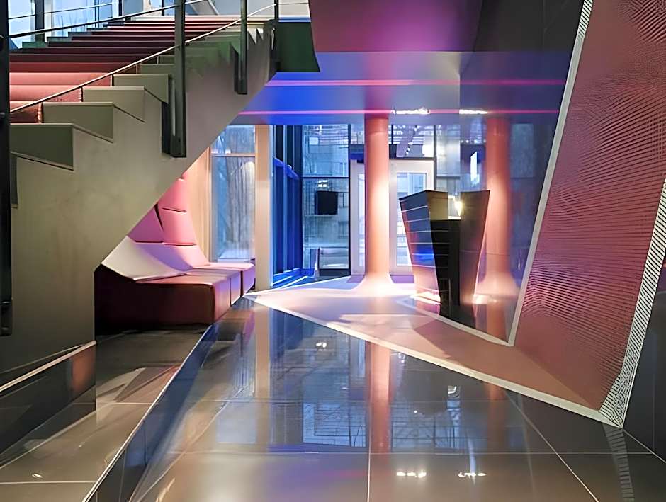Cosmopolit Premier Art-Hotel