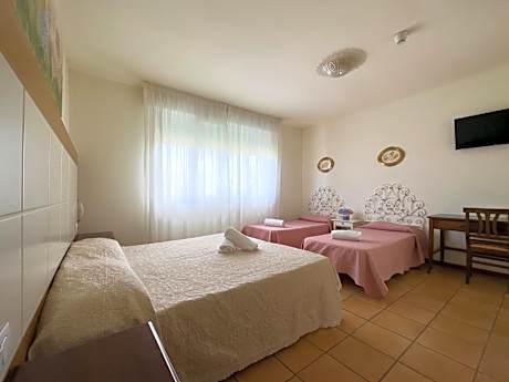Comfort Quadruple Room