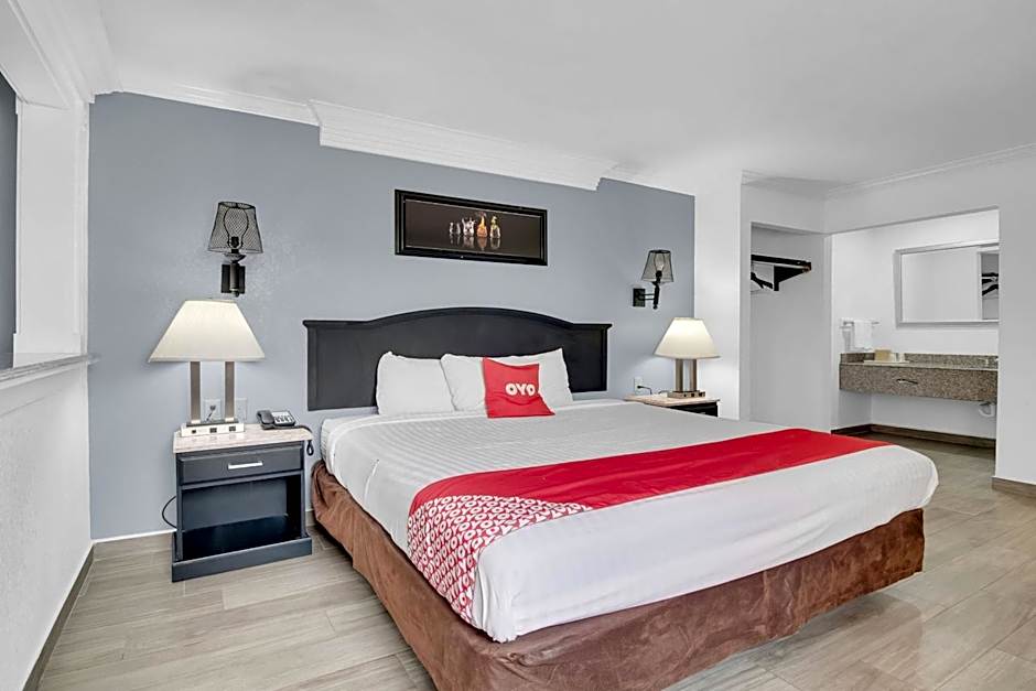 Three Rivers Executive Inn & Suites By OYO