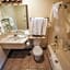 Sunnyside Inn and Suites