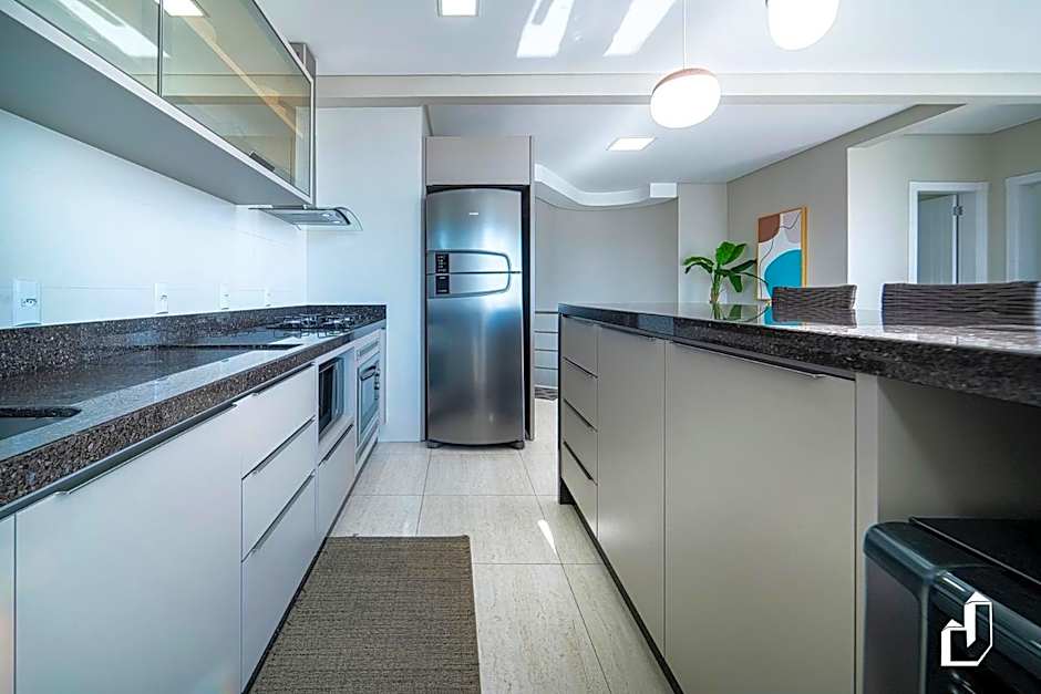 Cobertura 03 suítes, piscina privativa e vista mar