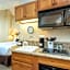 Inn At Lost Creek