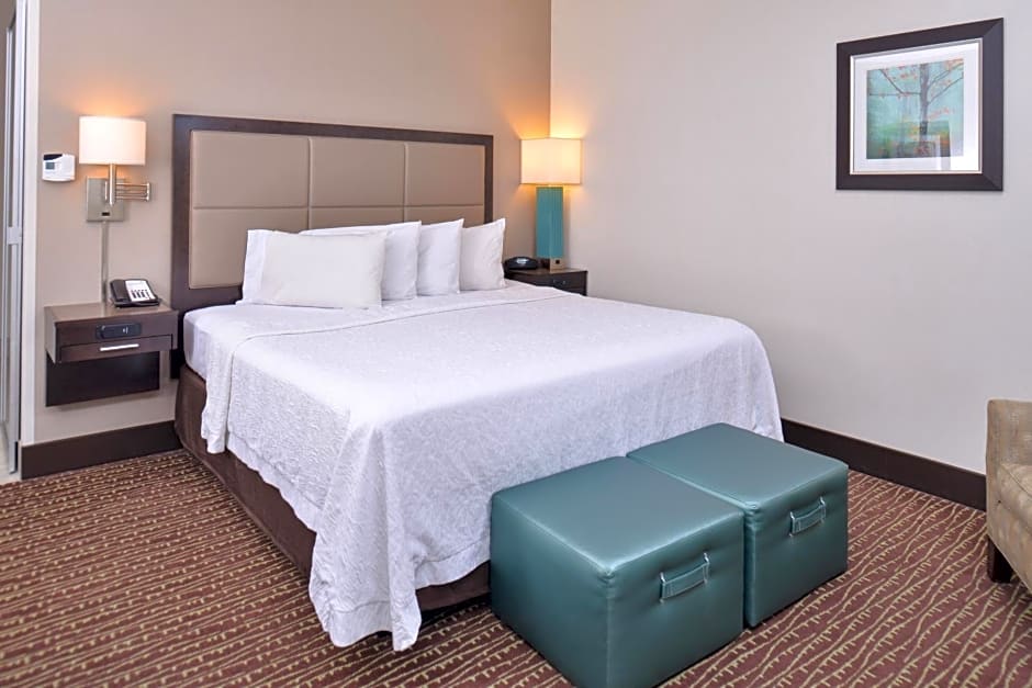 Hampton Inn & Suites Bend