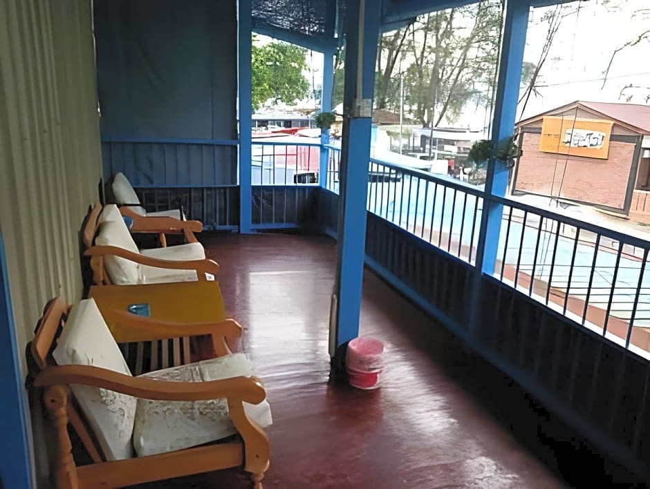 ET Budget Guest House By The Beach