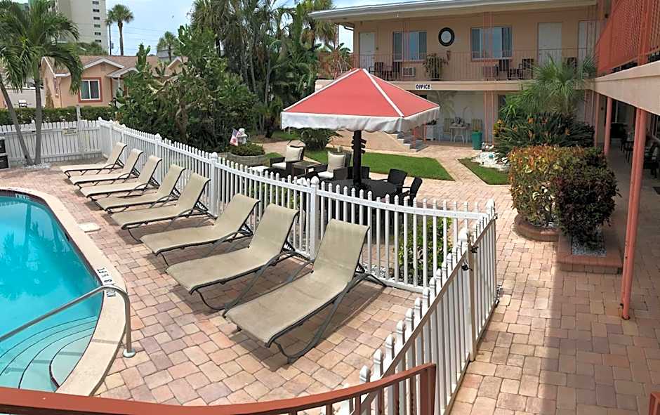 Carlton House Motel and Suites