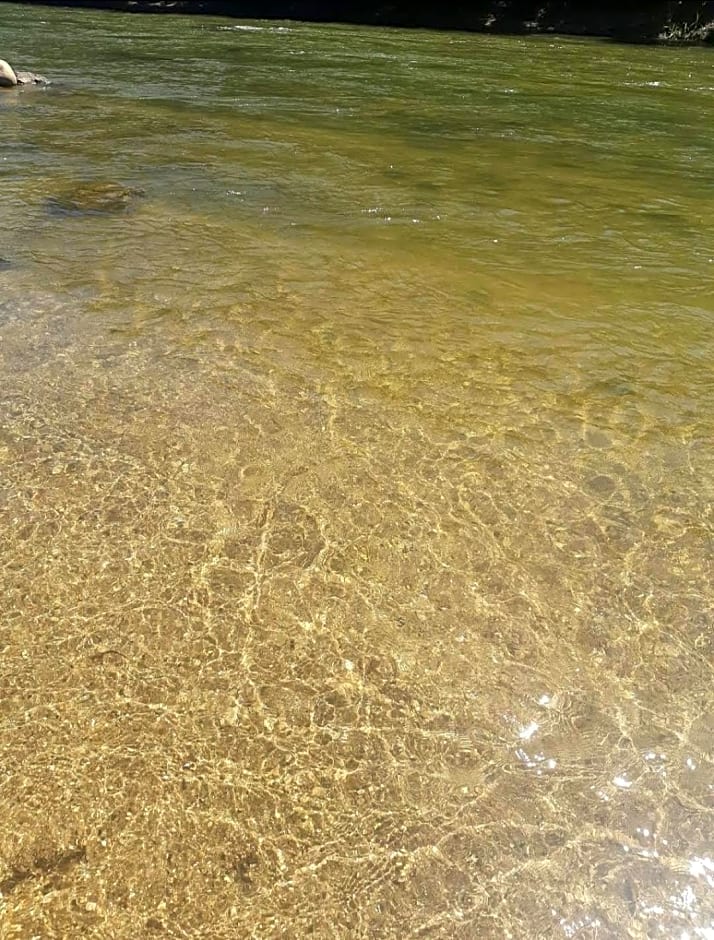 Serra Mar à beira rio , rafting, suites, lofts, e Casas