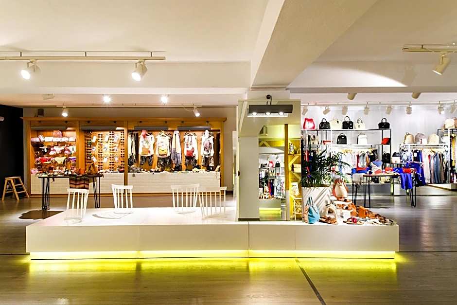 Akrathos Beach Hotel